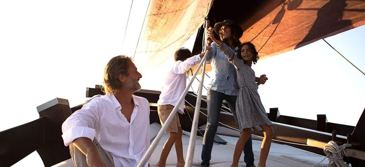 Luxury Boat Komodo Charters